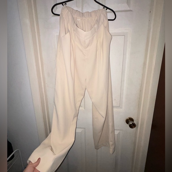 Dress pants - Picture 1 of 4